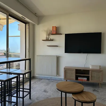 Superbe Plein Centre De Juan Les Pins 500m Des Plages