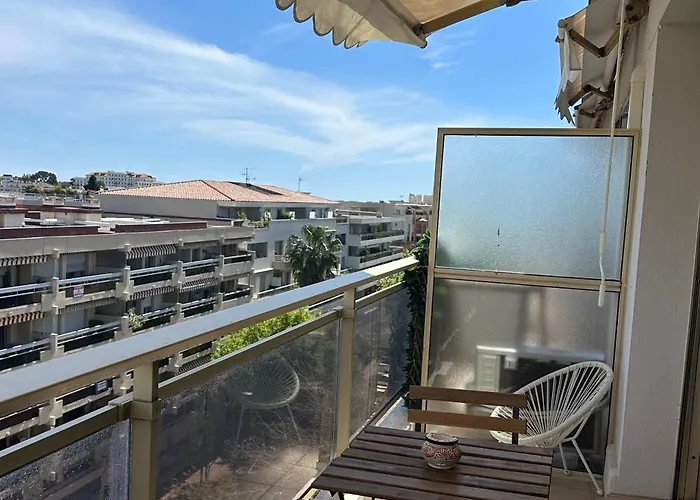 Lägenhet Superbe Plein Centre De Juan Les Pins 500m Des Plages